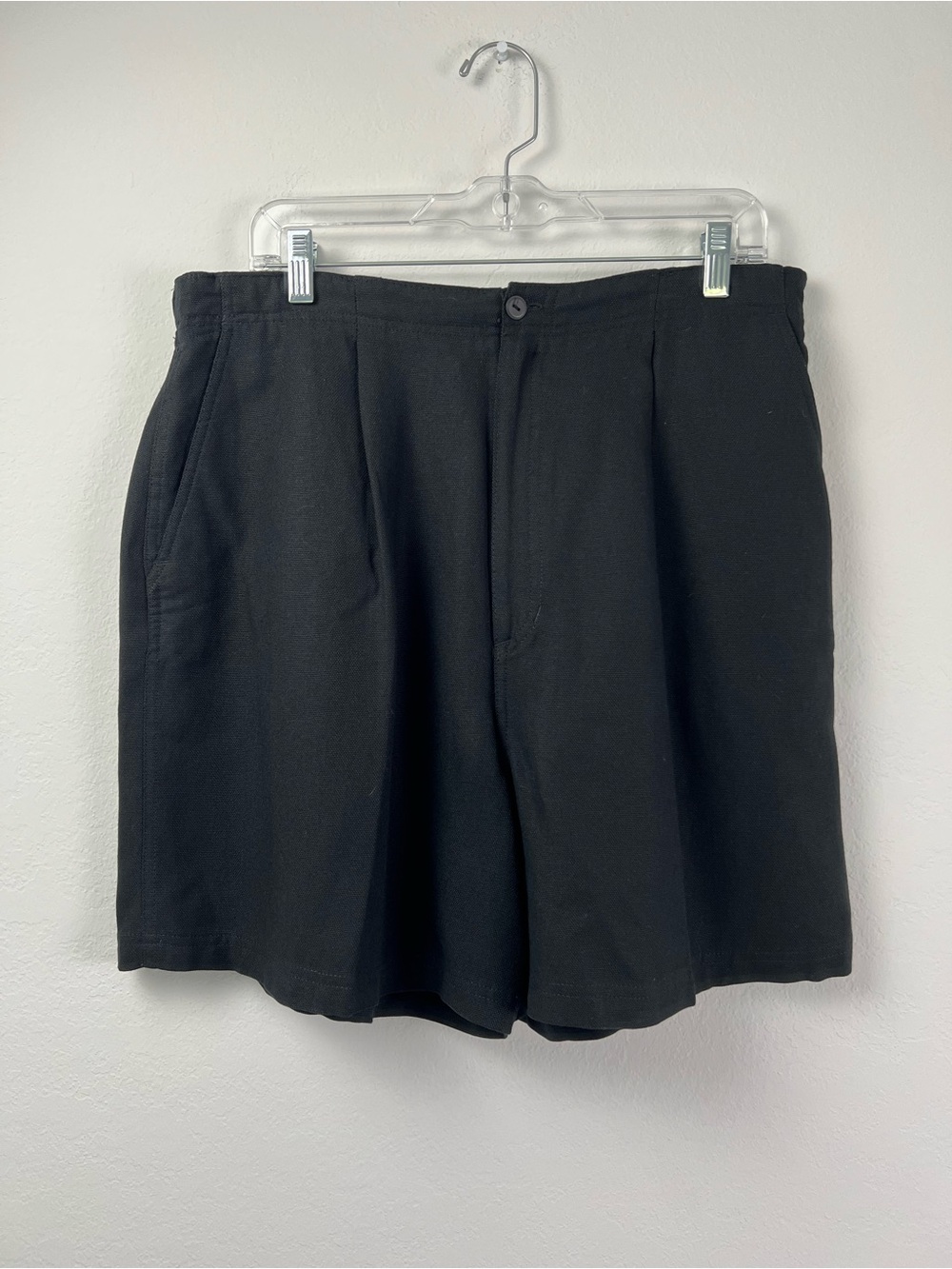 Talbots Black Rayon Linen Textured Pleated Shorts Vacation Beach Travel Resort